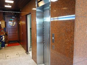 日宝北大阪屋ビルエレベーター