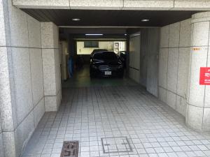 イチクラビル駐車場
