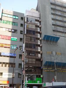 加賀タワービル外観