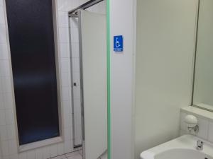 山口興産ビル身障者用トイレ