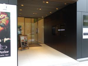ＥＤＧＥ心斎橋ビルエントランス