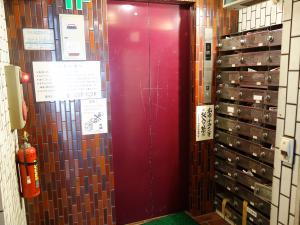 イタニティ内本町ビルエレベーター