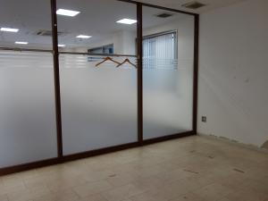 第二モチケンビル室内