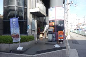 東三国コーケンビルエントランス