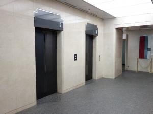 梅田ＵＮビルエレベーター