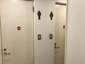 西塚ビル（ニシヅカビル）共用トイレ