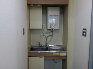 キャプテンビル給湯室