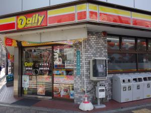 セントランドビル１階店舗