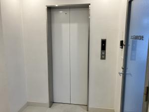 西塚ビル（ニシヅカビル）エレベーター