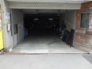 柏尾ビル駐車場