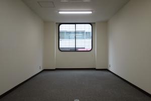 日宝サンキュービル室内