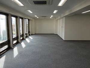 梅田プラザビル本館室内