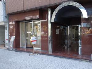 スペース西本町ビルエントランス