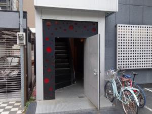 ＡＴＯＭＩＣビルエントランス