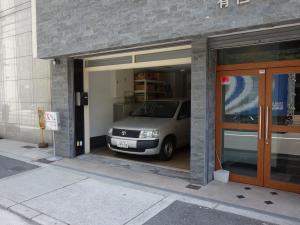 有恒ビル駐車場