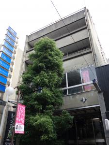 白水社ビル外観