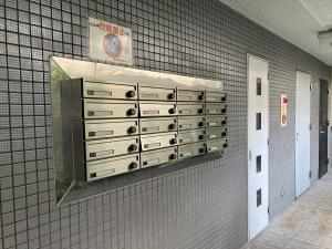 ナポリ東三国ビル　ポスト