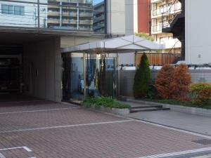 南森町ｉｓビルエントランス