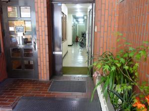 永田ビル本館エントランス