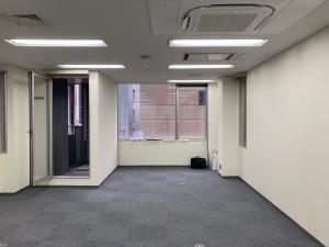 アドーラブルビルディング　5階貸室