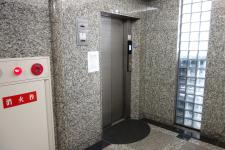 一久ビル新館エレベーター