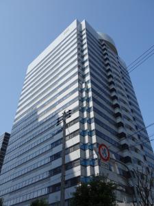 新大阪トラストタワービル外観