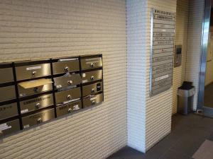 梅田ウエストビル郵便ポスト