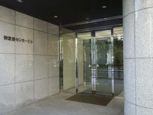 御堂筋センタービルエントランス