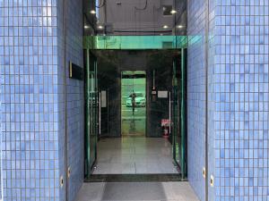 栄聯ビル　ビル玄関