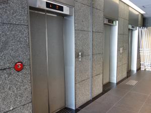 なんばスミソウビルエレベーター