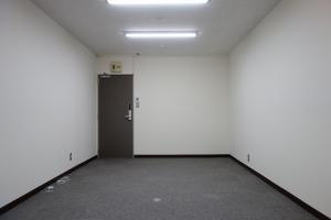日宝サンキュービル室内