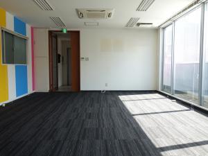 ＤＡＺＺ　ＣＯＭＰＵＬＥＸ（ダズ　コンプレックス）室内