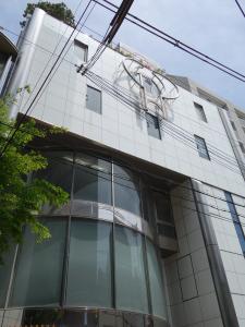 堀江家具新館ビル外観