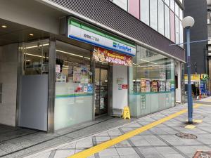 梅新スクエア１階店舗