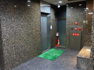 リバティ御堂筋本町ビルエレベーター