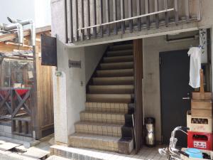 中津大栄ビルエントランス