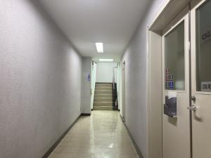 企業サービスビル別館　共用廊下