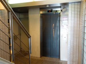 西心斎橋ポポロビルエレベーター