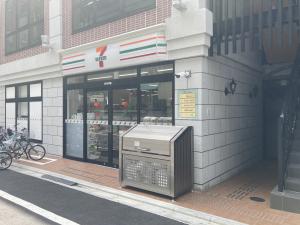 三条両替町ビル　1階コンビニ