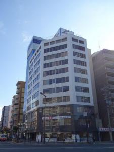 新大阪サムティビル外観