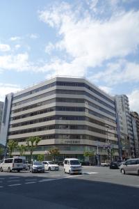 三井住友銀行南森町ビル外観