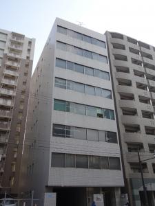 伊勢谷ビル外観