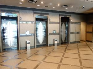 新大阪第３ドイビルエレベーター