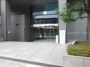 東京建物梅田ビルエントランス