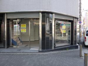 六甲立売堀ビルエントランス