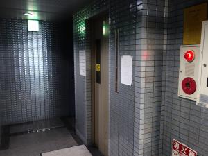 プリエール京町堀ビルエレベーター