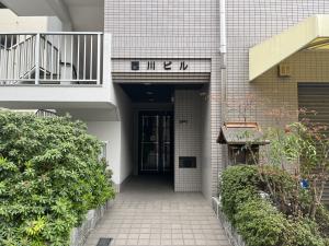西川ビル　ビル玄関