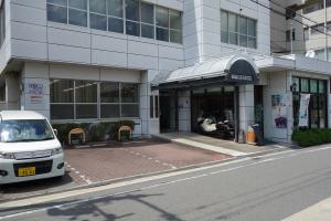 大手前建設会館駐車場