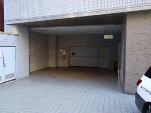 江坂リツエイビル立体駐車場
