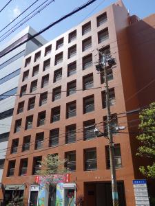 西青山ビル外観